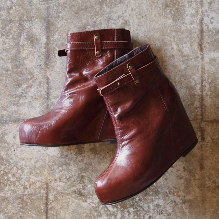 archi / Bhijyo Short Boots