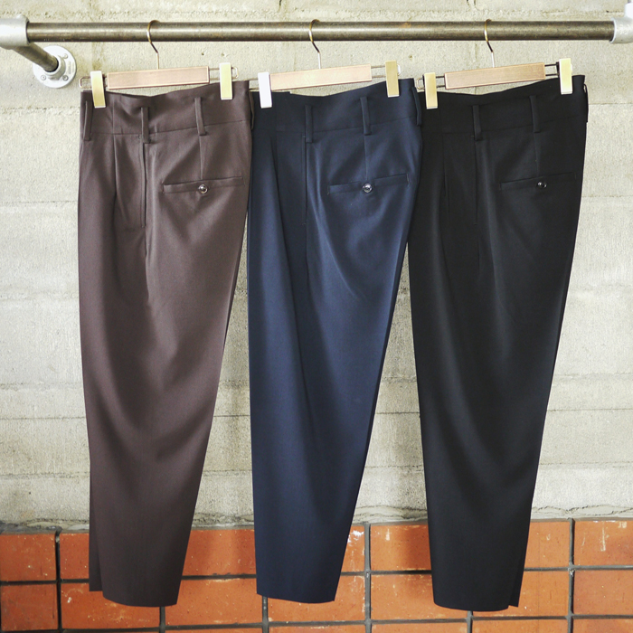 YAECA / Two Tuck Slacks