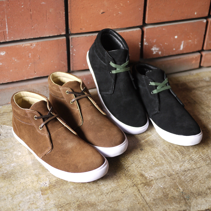 GENERIC SURPLUS / Chukka