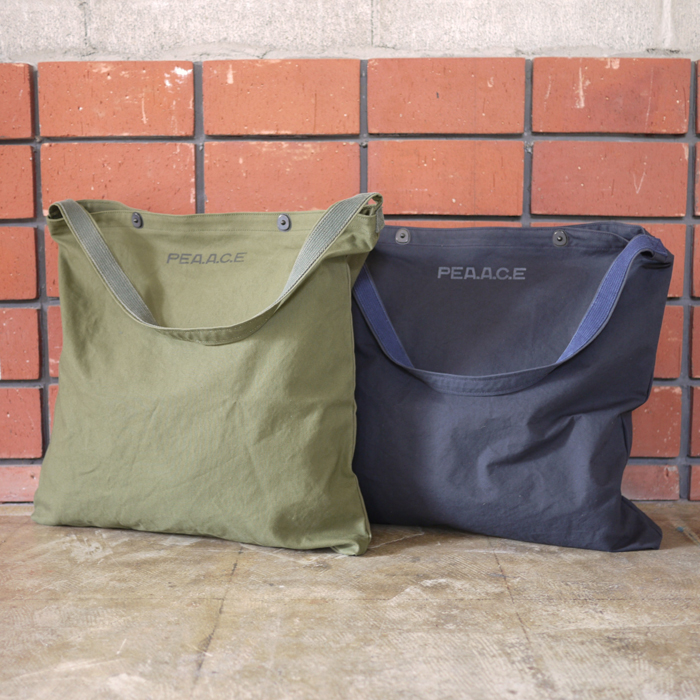 ARTS&CRAFTS / RE:BORN Flat Shoulder