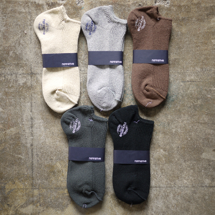 nonnative / Dweller Socks Lo – C/P/N Mix Solid