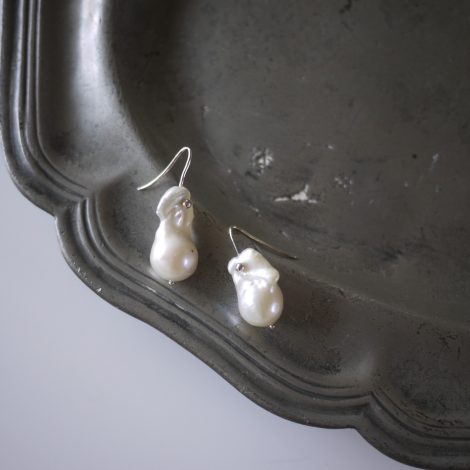 ralaganpre-pearldropearring