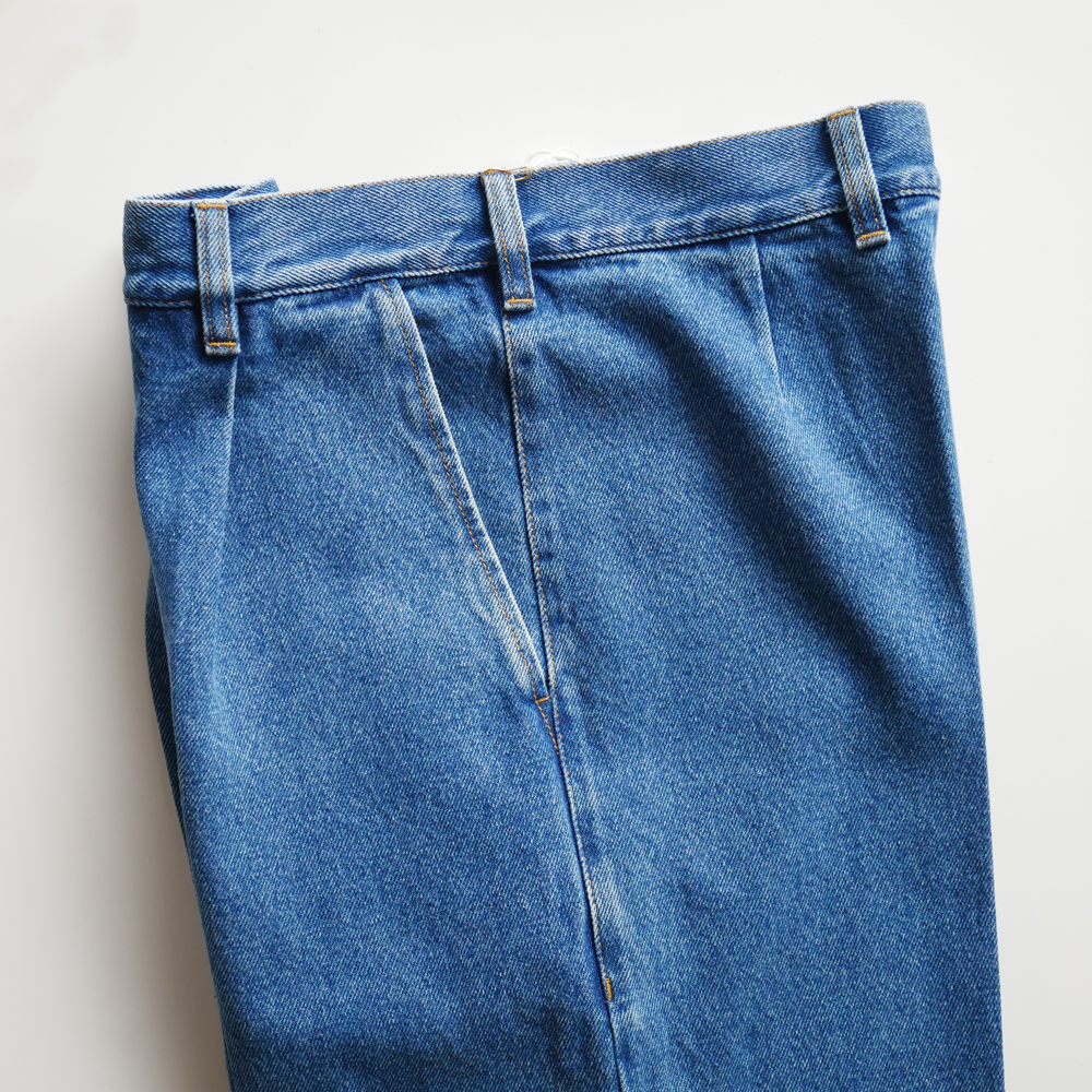 Bleached Denim Pleated Trousers | EUREKA FACTORY HEIGHTS