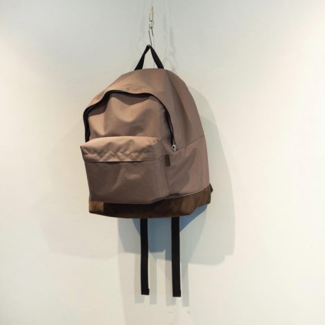 aacforefh-leatherbottomnylondaypack