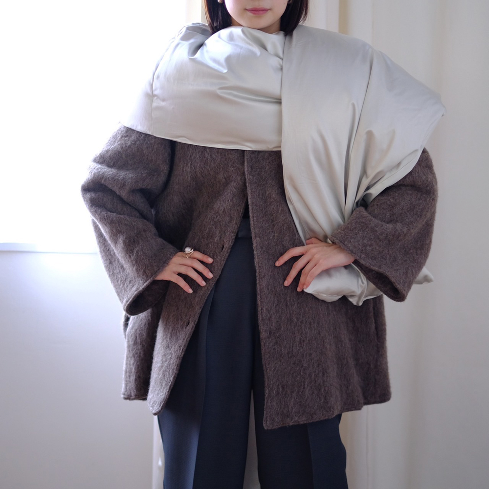 可愛すぎるフェミニンデザイン♪ フミカウチダ PADDING FUTON PONCHO ...