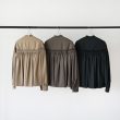 scyewomen-washablewooltropicaltuckhalfplacketblouse