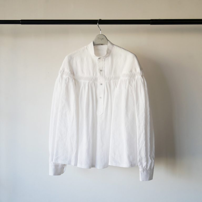 scyewomen-wnblinenpintuckpoblouse
