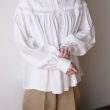 scyewomen-wnblinenpintuckpoblouse