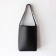 aeta-brbkpg1shoulders