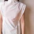 fumikauchida-typeclothsleevelessbackopenshirt