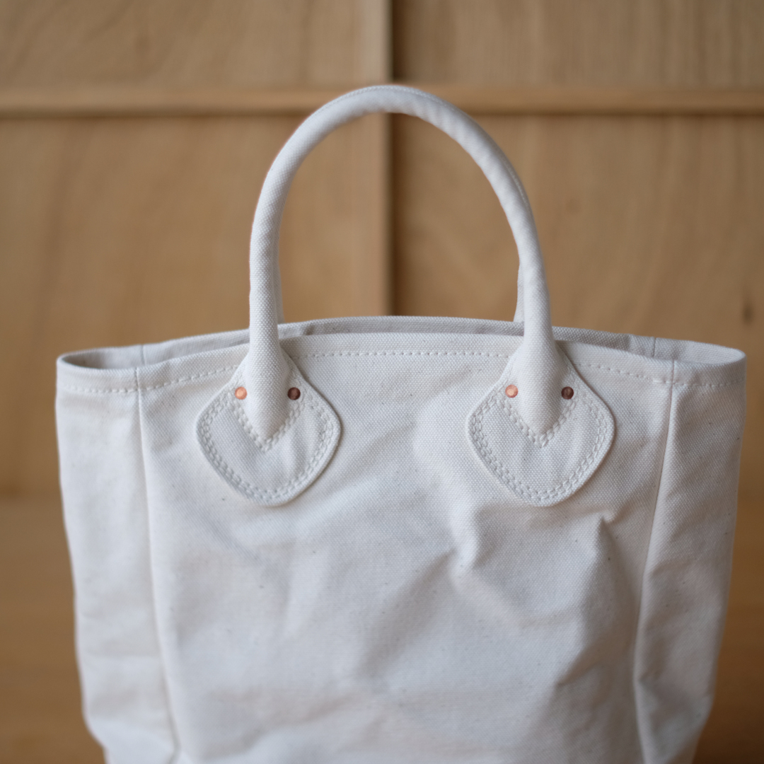 Blank Tote M BL   EUREKA FACTORY HEIGHTS