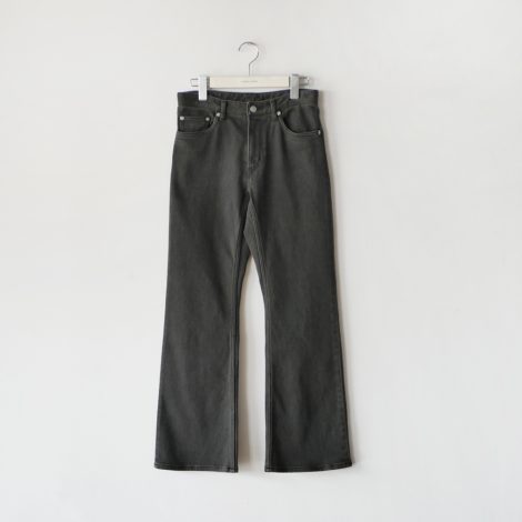 fumikauchida-stretchdenimflaredpants