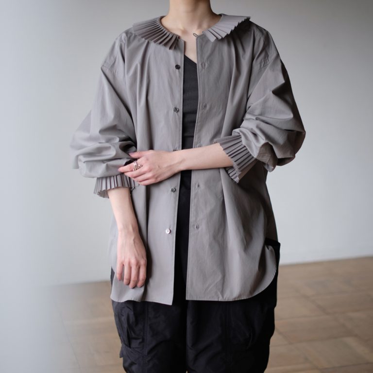 junmikami-pleatscollarshirt