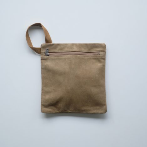 nonnative-dwellerpouchspigsuede
