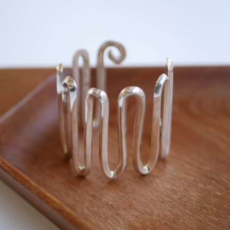 ralaganpre-silverficklebangle