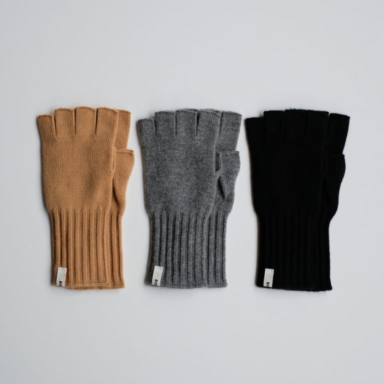 bodhi-cashmerefingerlesssoftgloves