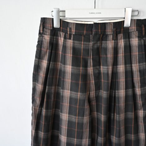 fumikauchida-plaid2tucktaperedslacks