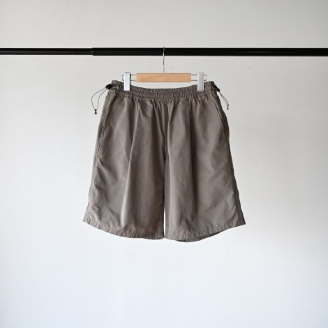 nonnative-hikereasyshortspcweather 