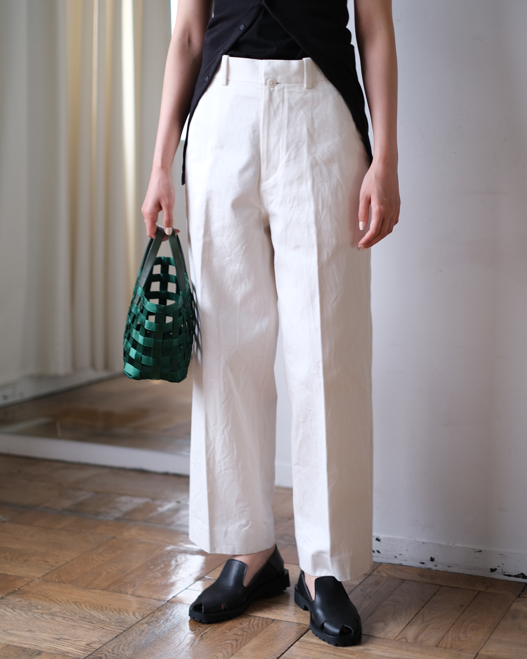 yaecawomens-25sschinocreasedpants