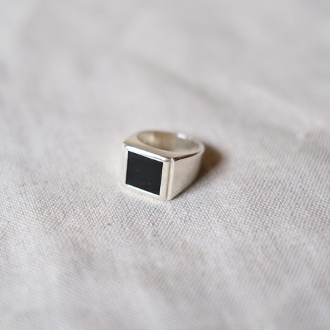 ralagan-silveronyxgrandfatherring