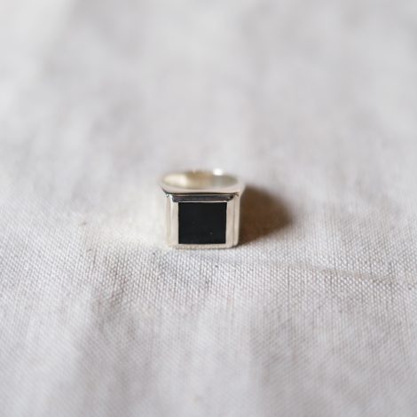 ralagan-silveronyxgrandfatherring