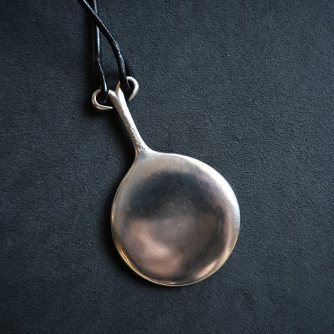 ralaganpopup-shokamirrornecklace