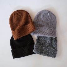 Yueqi Qi ユエチッチ ビーニー beanie 新品タグ付き Yueqi Qi ユエチッチ ビーニー beanie 新品タグ付き Yueqi Qi