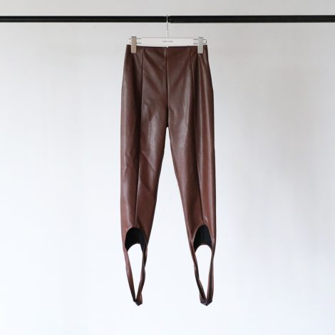 fumikauchida-stretchveganleatherstirrupsleggings