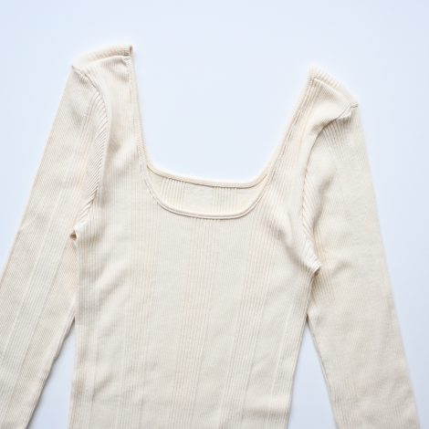 hakuji-rondomribsquarenecklspo