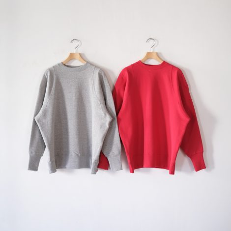 pan-shouldersweatpo