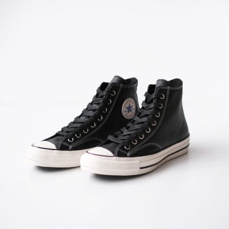 ca-blackchucktaylorleatherhi