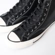 ca-blackchucktaylorleatherhi