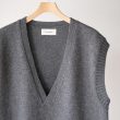ep-10vneckknitvest