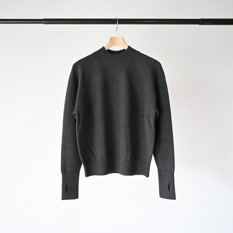 batonerwomens-agingwoolsignaturemockneck 