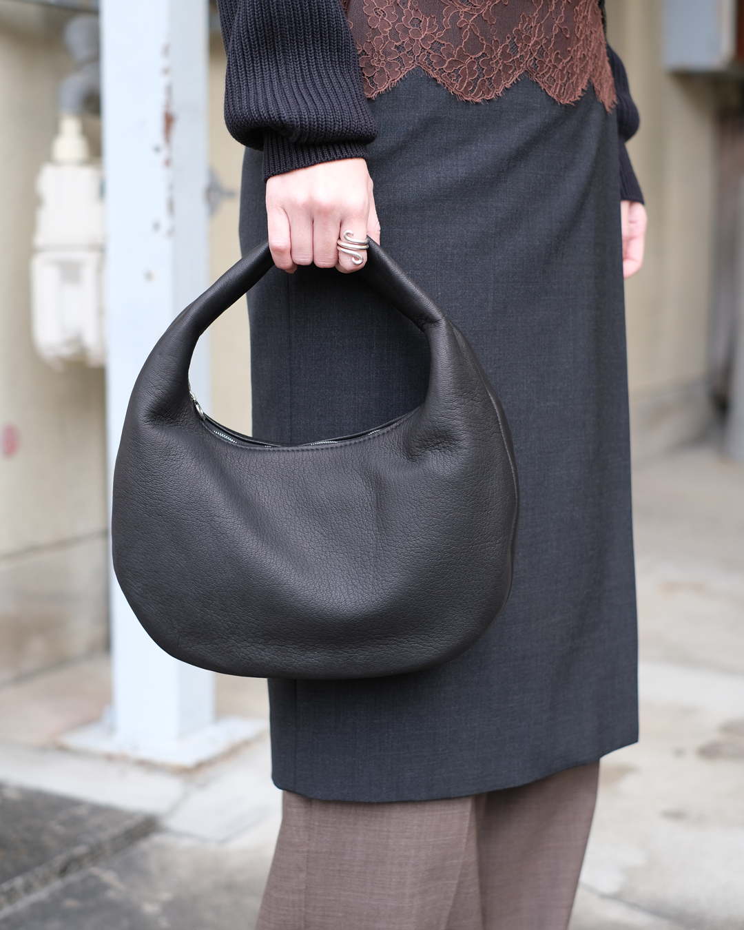 aeta-da59roundoneshoulderm