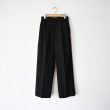 auraleewomens-26sslightwoolmaxgabardinetwotuckslacks