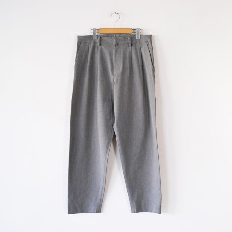 yaecacontempo-556112waypantstwotucktapered