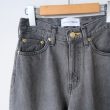 tuesmontresorpopupstore-solidblack3yearthetopazjean