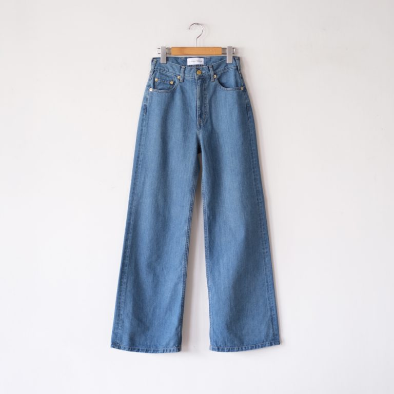 tuesmontresorpopupstore-solid3yeartheaquamarinejean