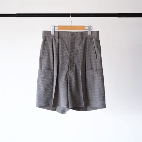 neat-dotsseersuckercargoshorts