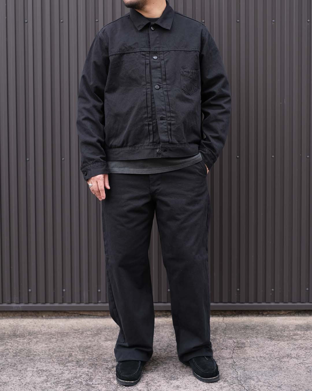 outil-beigeblackpantaloneynes