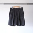 neat-dotsseersuckercargoshorts
