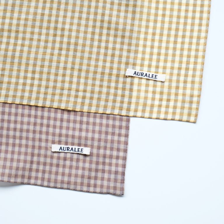 auraleewomens-airylightcottoncheckscalf