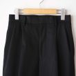 auraleewomens-26sslightwoolmaxgabardinetwotuckslacks