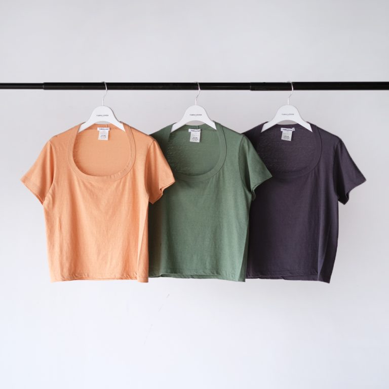 fumikauchida-trapezoidnecktshirt