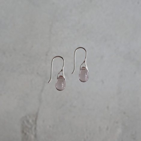 sisijoia-Palelilacminigotaearrings