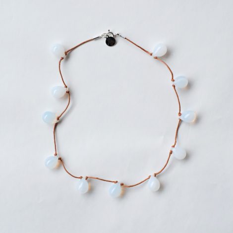 sisijoia-opalinewhitetannouenecklace