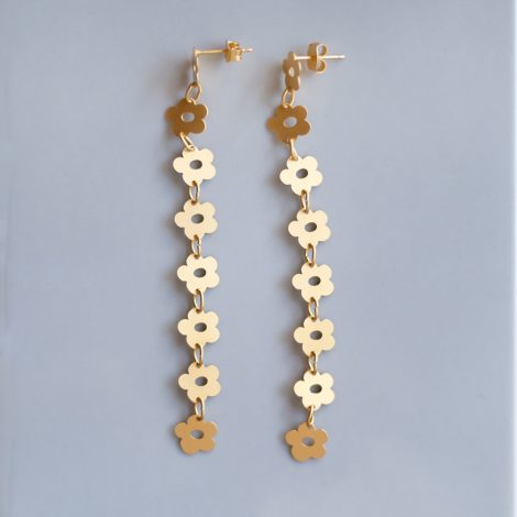 keyholder-floweretchedmetallongearrings