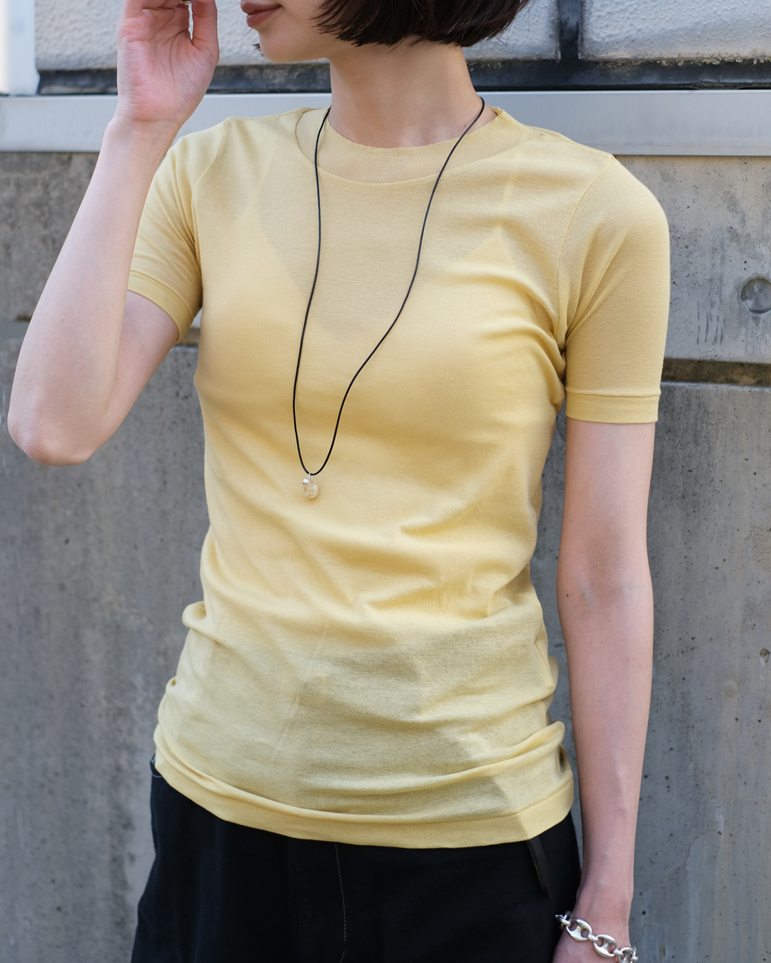 auraleewomens-26sssuperhighgaugesheertee