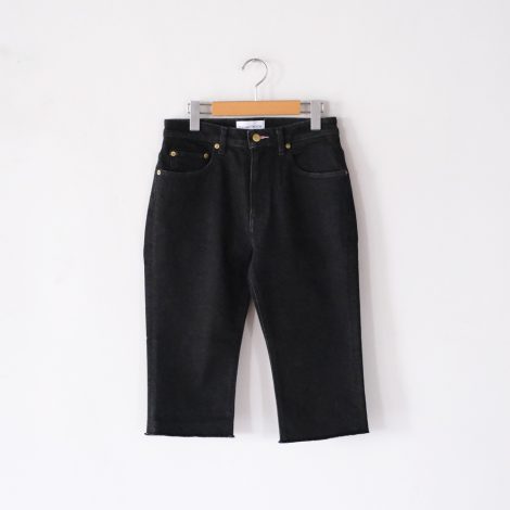 tuesmontresor-solidblackrosequartzjeanshort